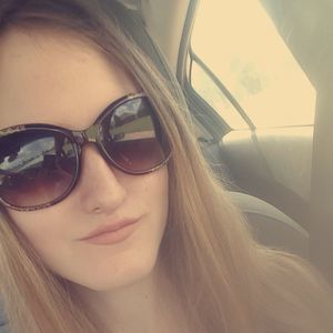 Meet your Posher, Cloi